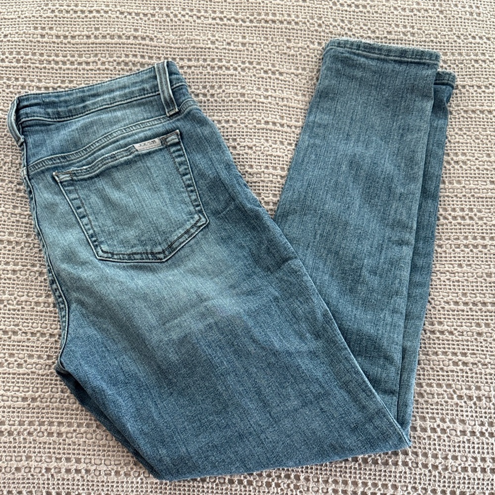 Classic Blue Women's Skinny Jeans